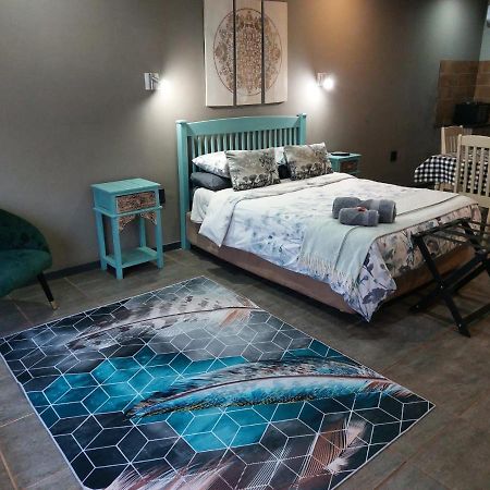 Wisteria Lane Guesthouse Postmasburg Екстериор снимка