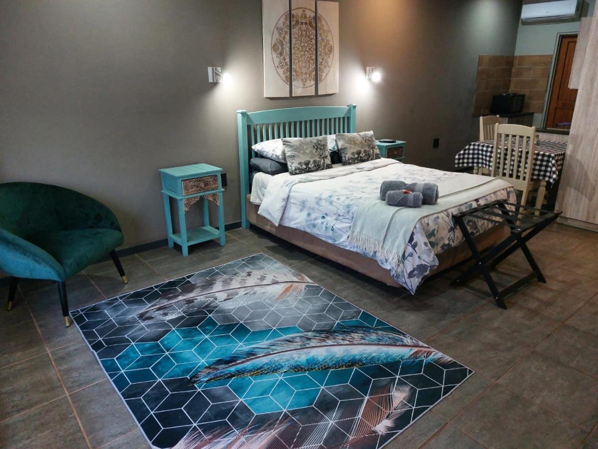 Wisteria Lane Guesthouse Postmasburg Екстериор снимка
