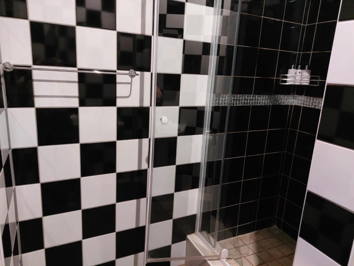 Wisteria Lane Guesthouse Postmasburg Екстериор снимка