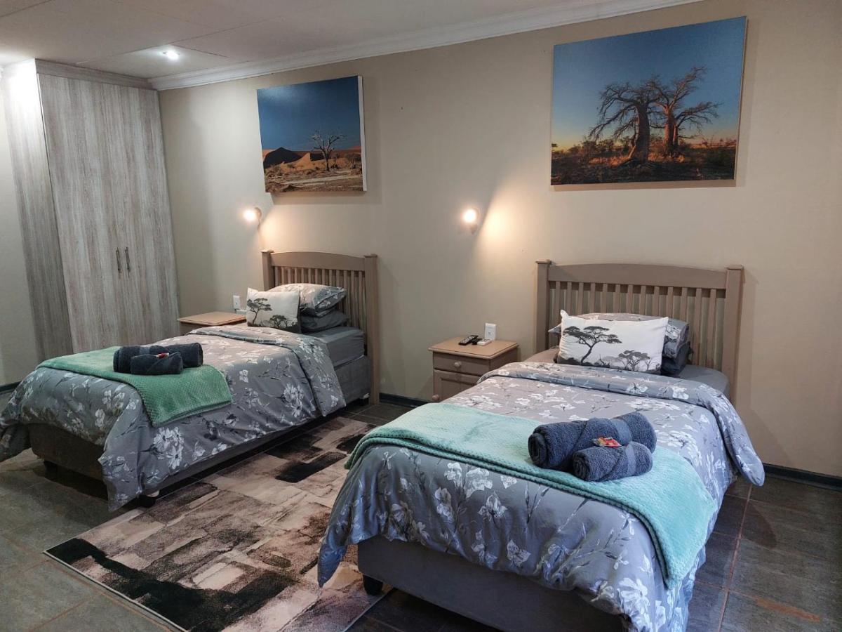 Wisteria Lane Guesthouse Postmasburg Екстериор снимка