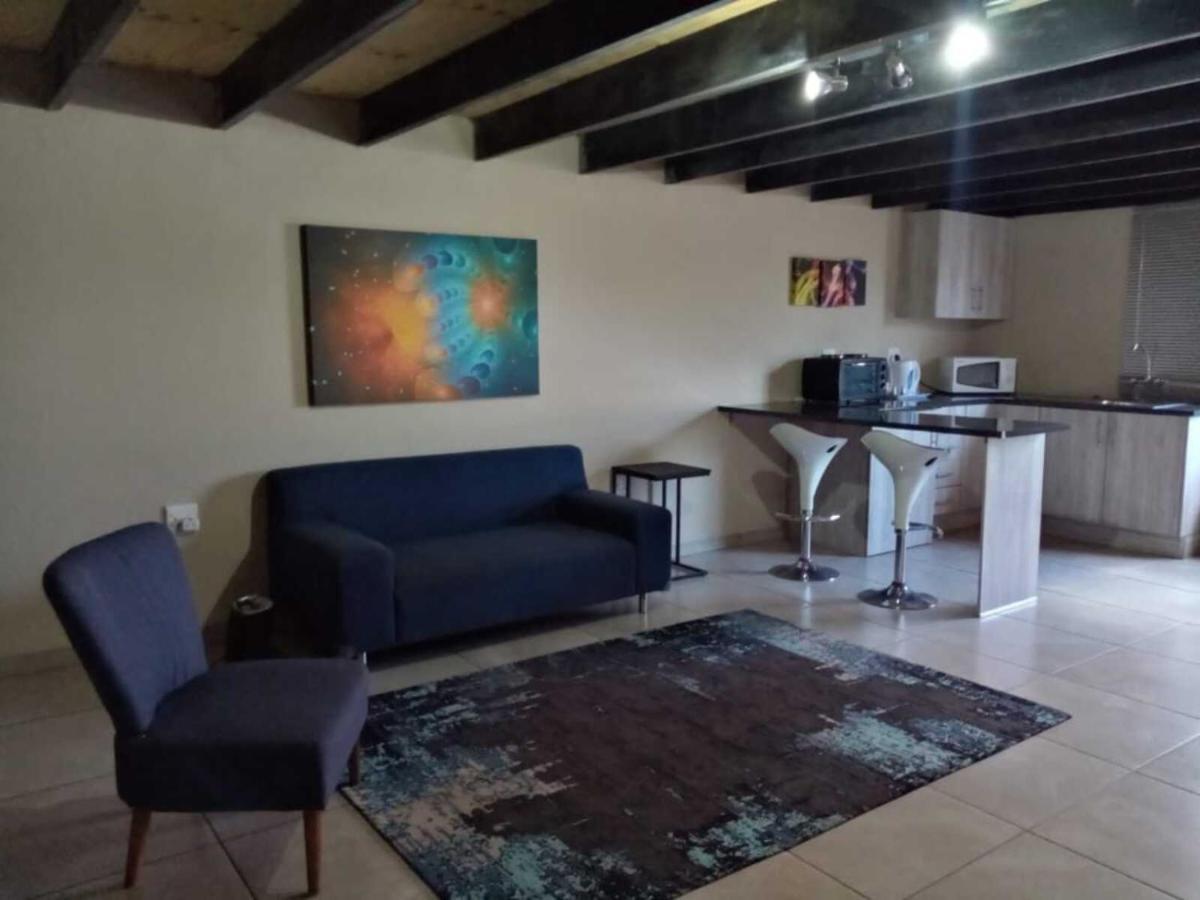 Wisteria Lane Guesthouse Postmasburg Екстериор снимка