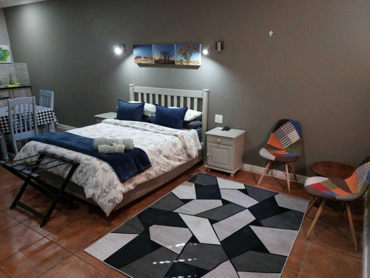 Wisteria Lane Guesthouse Postmasburg Екстериор снимка